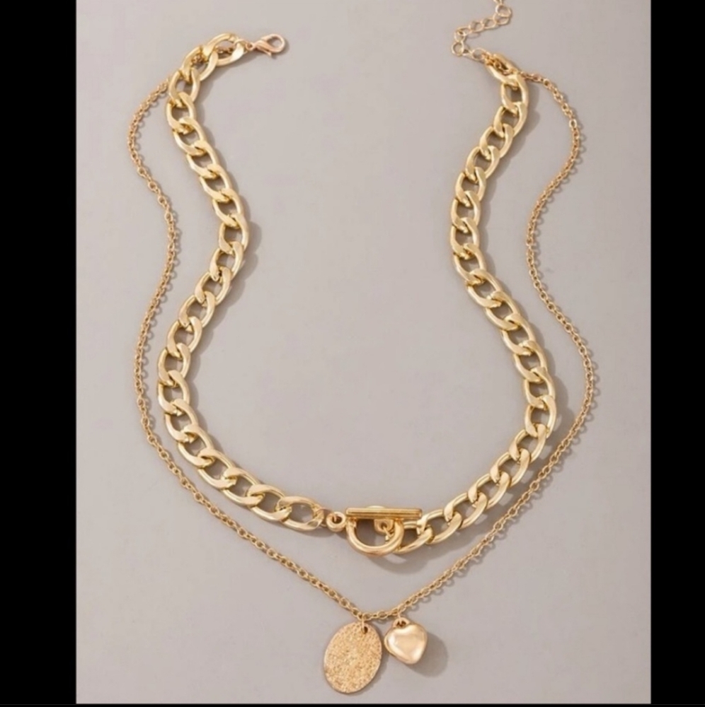 💥 Gold Layered Chunky Chain Heart Pendant Necklace✨️ - Picture 7 of 12